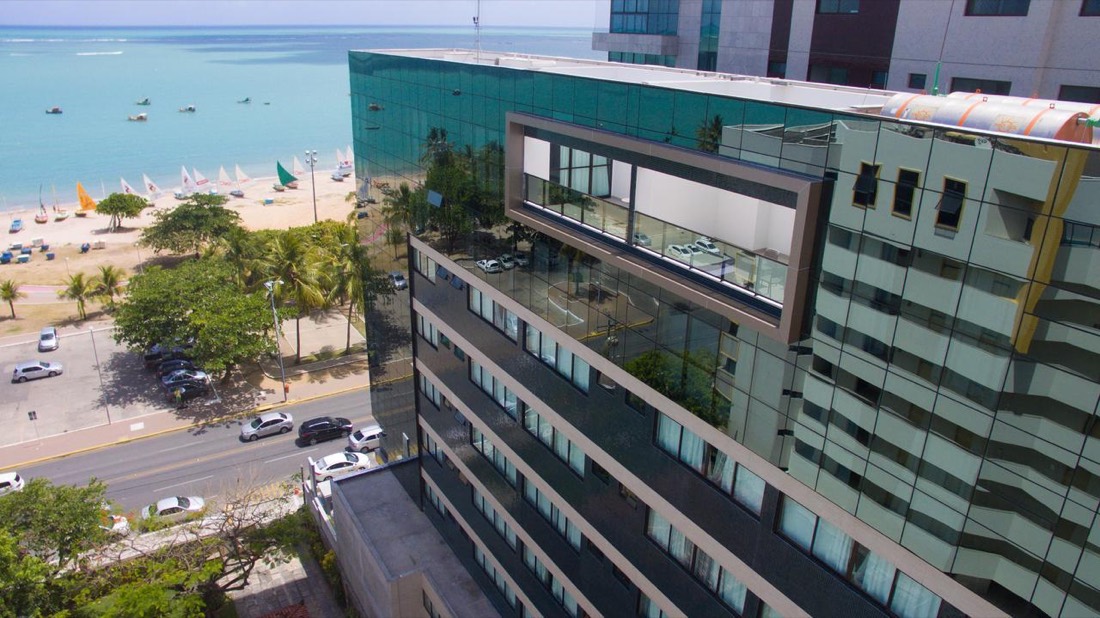 Acqua Suites